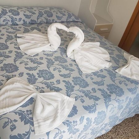 Hotel Zurigo Римини Экстерьер фото